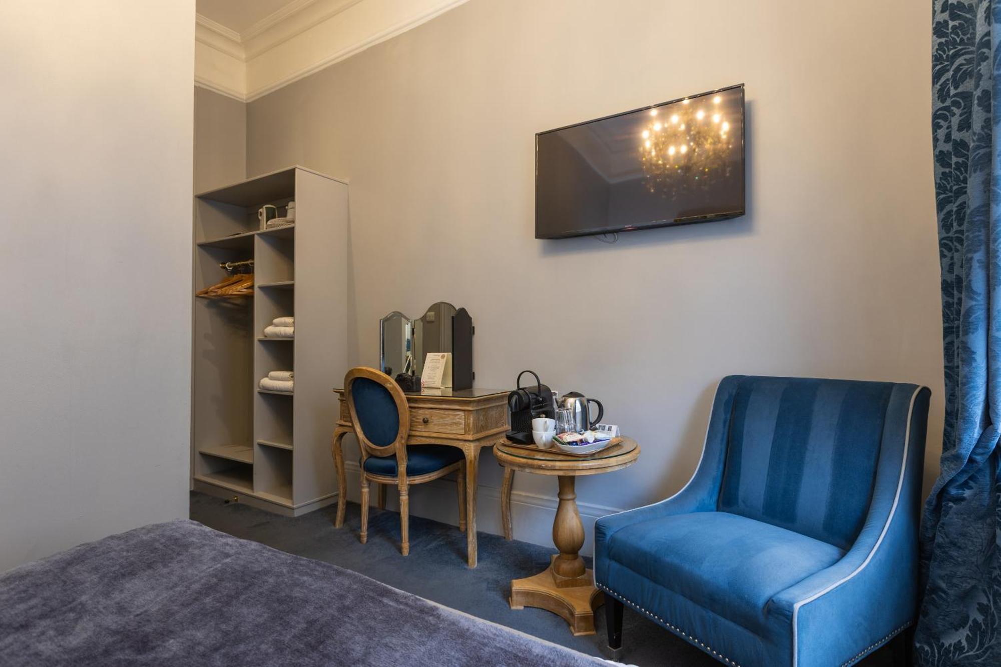 Blue Boar Hotel Maldon Quarto foto