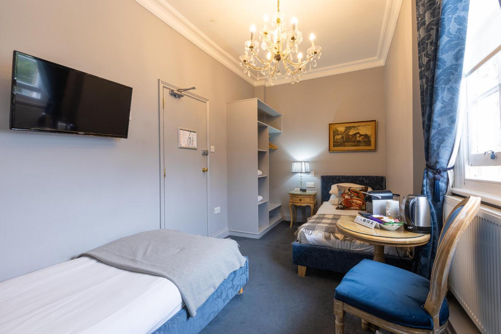 Blue Boar Hotel Maldon Quarto foto