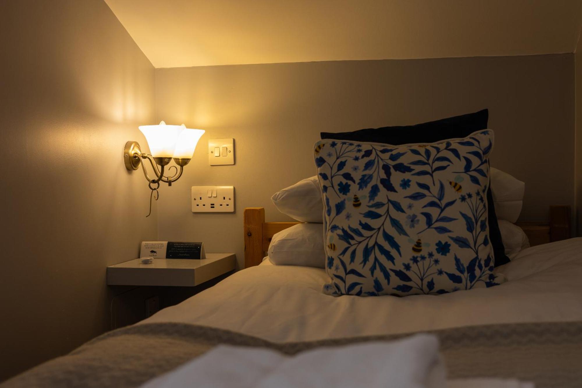 Blue Boar Hotel Maldon Quarto foto